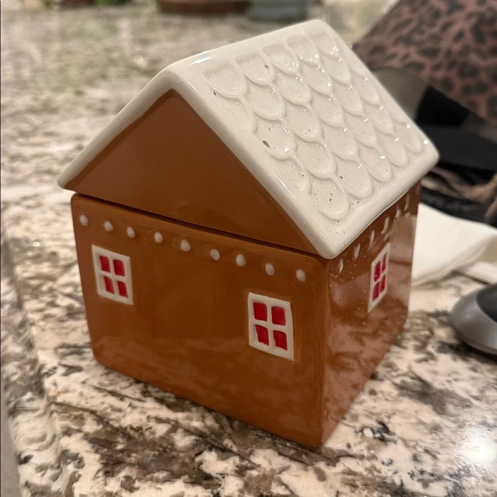 Target holiday Christmas Gingerbread House container gift box ceramic